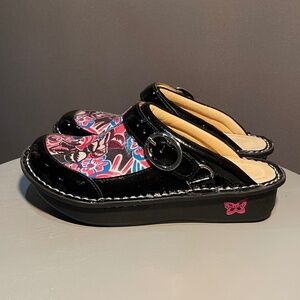 Alegria Seville Tropical Patent Leather Clogs | Size 36 (US 6–6.5)